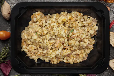 Перловая каша с рваной свининой, 200г